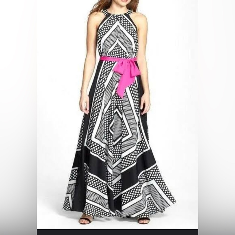 Perfect summer maxi wedding guest.